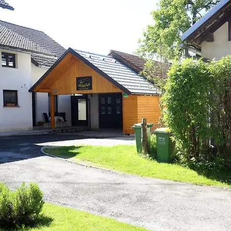Apartment Jezerka Cerknica Buitenkant foto